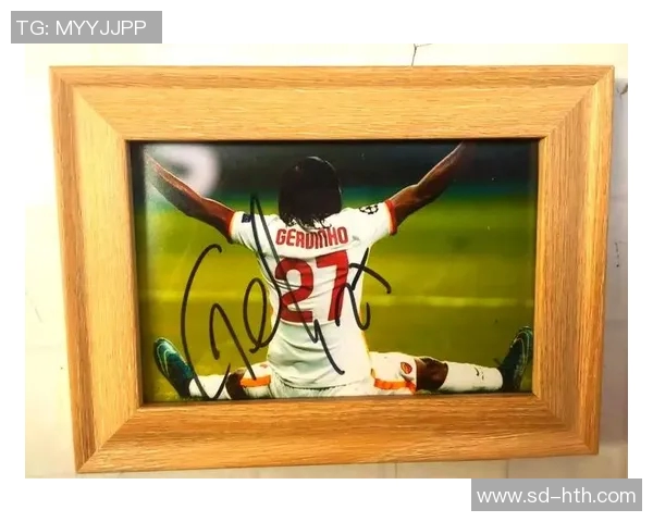 球星签名卡足球收藏热潮引领运动纪念品市场新风尚 球星签名卡足球收藏热潮引领运动纪念品市场新风尚